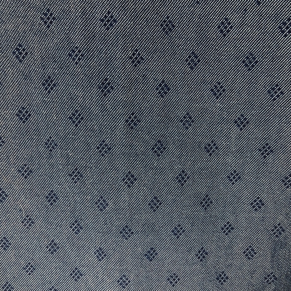 Small Van Heusen Button-Up Patterned Short Sleeve Shirt - Picture 5 of 5